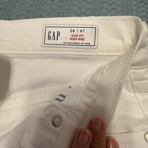 Gap raw edge denim